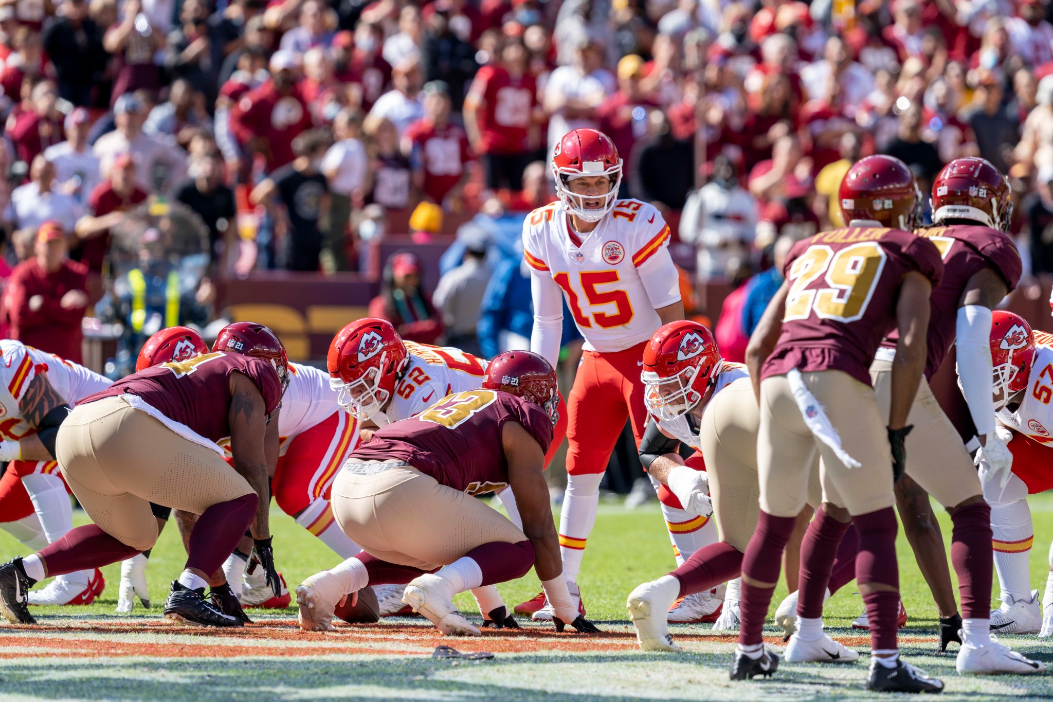 Patrick Mahomes at the line of scrimmage against Washington